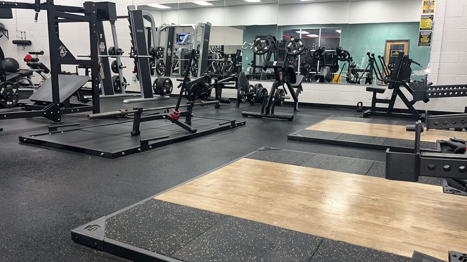 Lifting platforms and racks