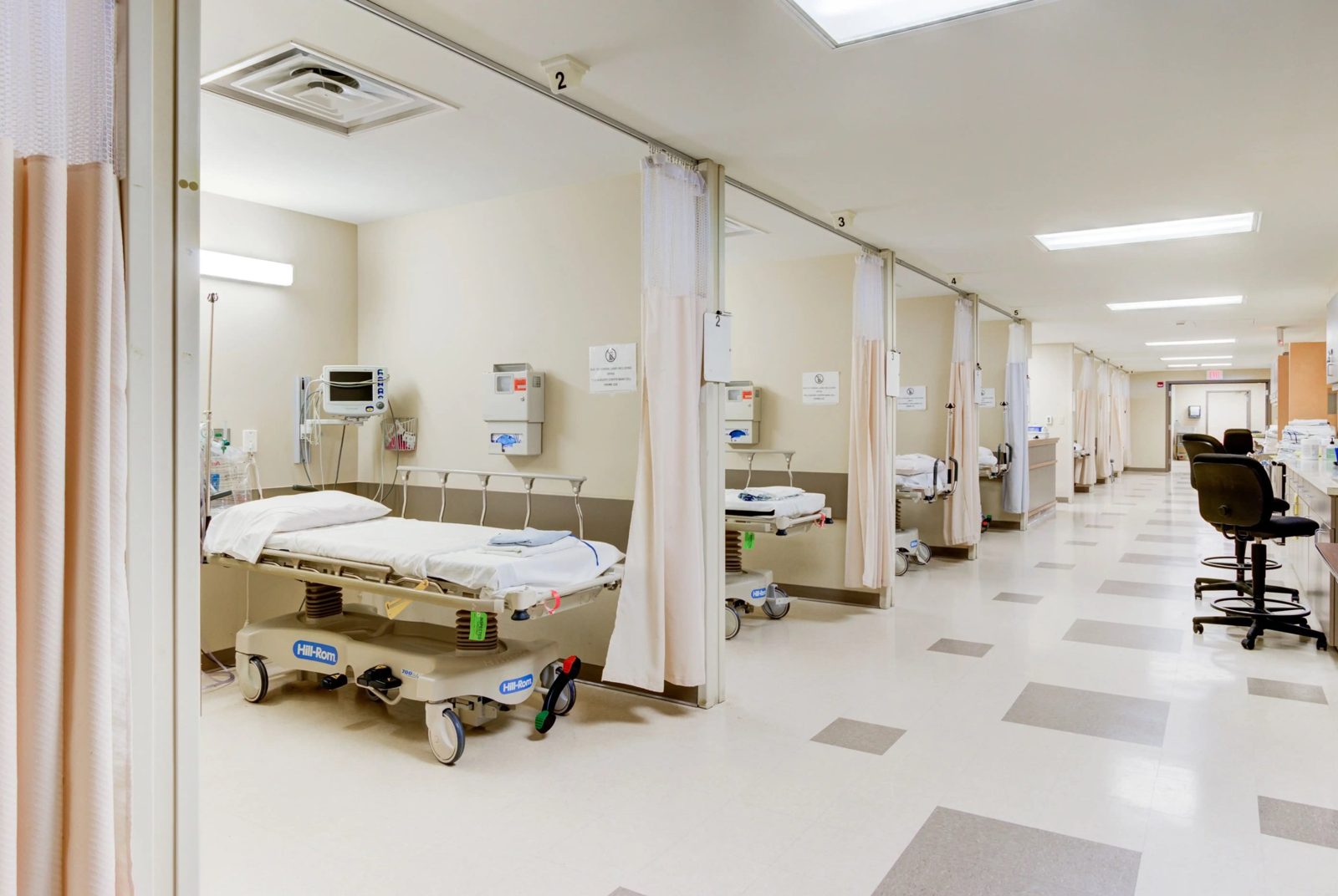 Hospital recovery bays
